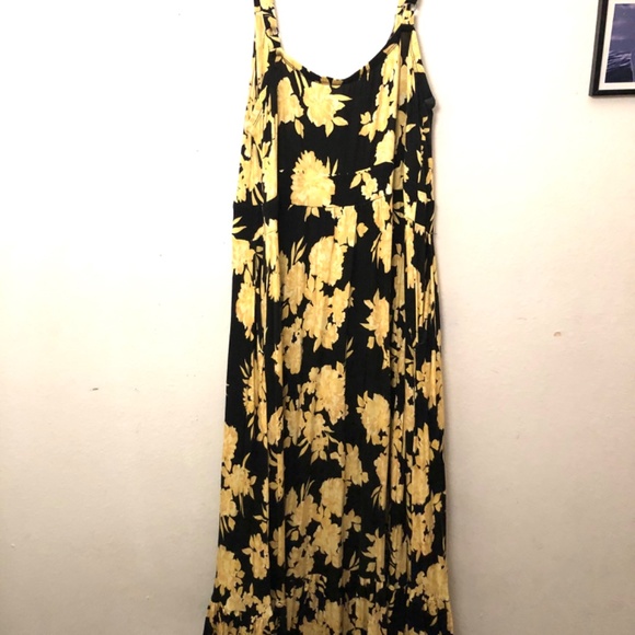 Torrid Yellow Floral Super Soft Maxi Dress Size 0 - Picture 3 of 5